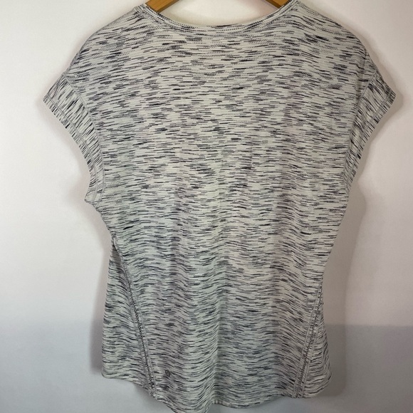 Lululemon Run Around Tee Tiger Space Dye Black White size 8 - Picture 2 of 5